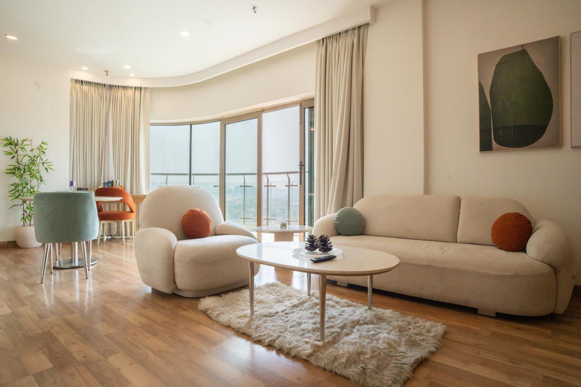 Ar Suites Klj Square Gurgaon Exterior foto
